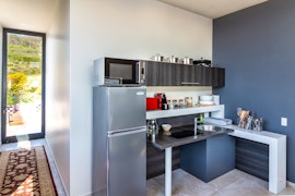 Northern Suburbs Accommodation at Zevenbosch Guest Villa | Viya