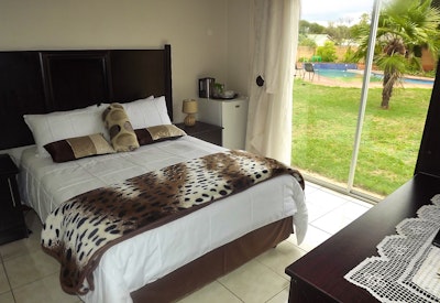  by Suzi's Place Guest Rooms | LekkeSlaap