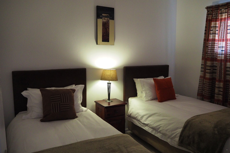 Bardene Accommodation at  | Viya