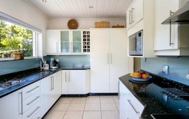 Cape Town Accommodation at Longbeachview | Viya