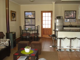 Drakensberg Accommodation at Clarens Cottage | Viya