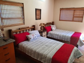 Karoo Accommodation at Thorn Ikhaya Guest House | Viya