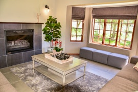 Drakensberg Accommodation at Birch Cottage | Viya