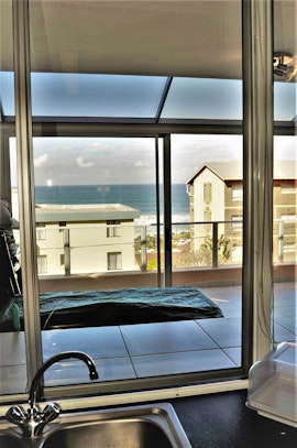 Margate Accommodation at 1 La Perla | Viya