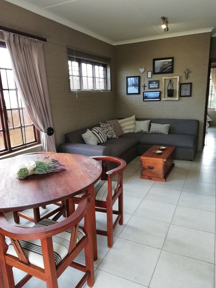 Eastern Cape Accommodation at Charming Seaside Cottage | Viya