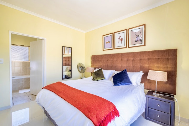 Cape Town Accommodation at Bougain Villa Apartment | Viya