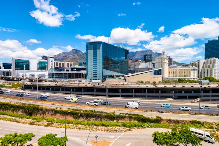 Cape Town Accommodation at aha Harbour Bridge Hotel and Suites | Viya