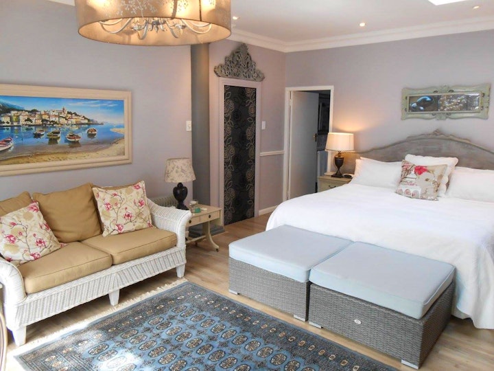 Cape Town Accommodation at Roosboom Suites | Viya