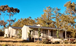 Grabouw Accommodation at Cheverells Farm Cottages | Viya