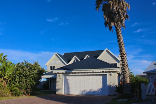 Jeffreys Bay Accommodation at  | Viya