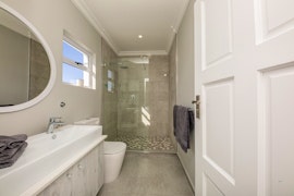 Bloubergstrand Accommodation at  | Viya