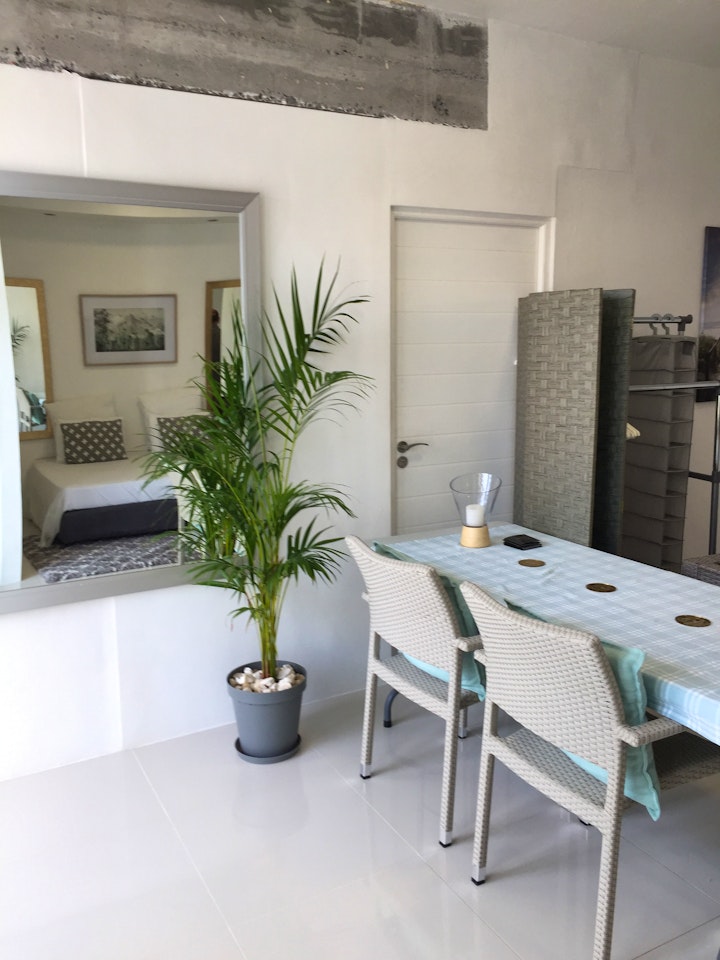 Cape Town Accommodation at Greenways Beach House and Cottage | Viya