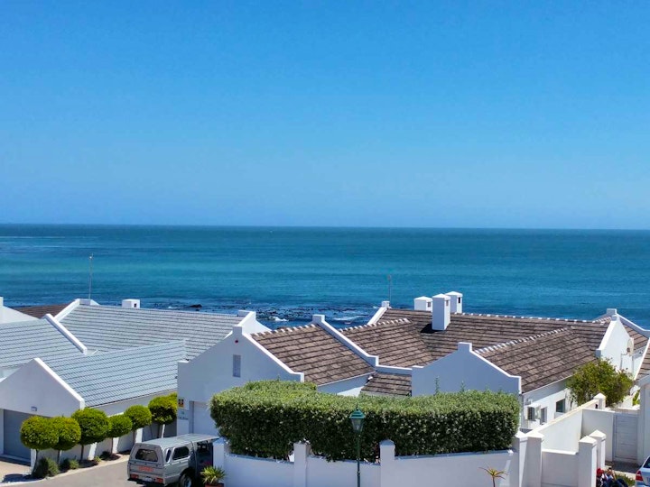 Western Cape Accommodation at Crystal Sea House | Viya