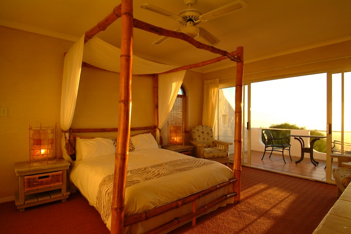 Cape Town Accommodation at The Beach Villa | Viya
