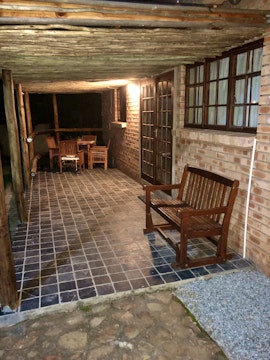 Mbombela (Nelspruit) Accommodation at Owls Thatch Guest Cottage | Viya