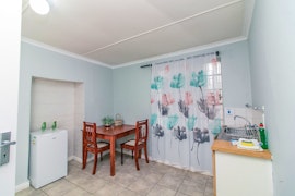 Sarah Baartman District Accommodation at @ Karoo Guesthouse | Viya