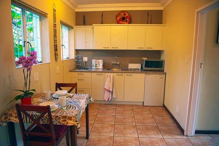 Cape Town Accommodation at Easy Five | Viya