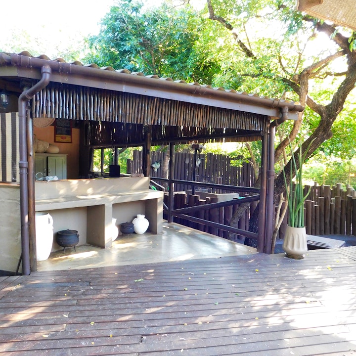 KwaZulu-Natal Accommodation at Isinkwe Backpackers Bushcamp | Viya