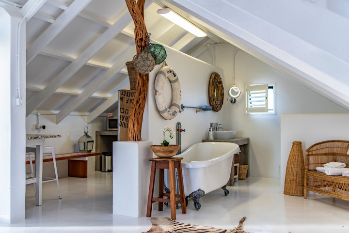 Paternoster Accommodation at Sea Castle 1 | Viya