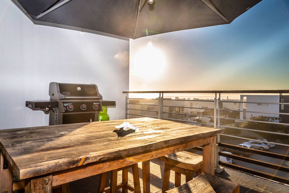 Bloubergstrand Accommodation at  | Viya