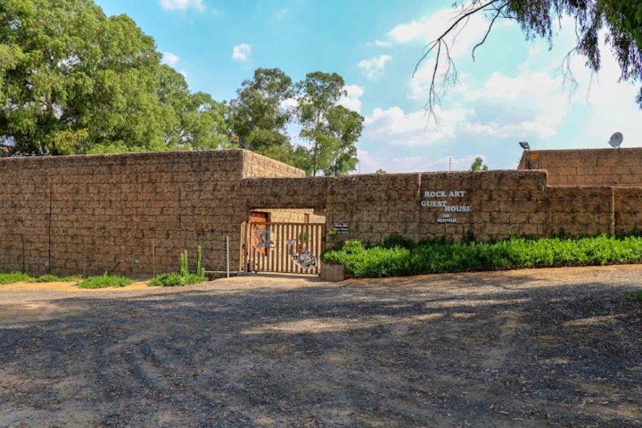 Mpumalanga Accommodation at Rock Art Guest House | Viya