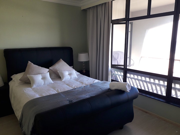 Cape Town Accommodation at Mountain and Sea Splendor | Viya