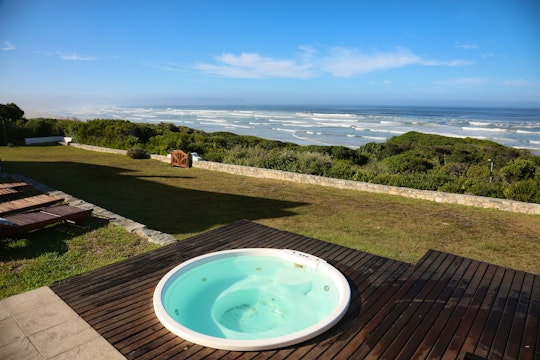 Hermanus Accommodation at  | Viya