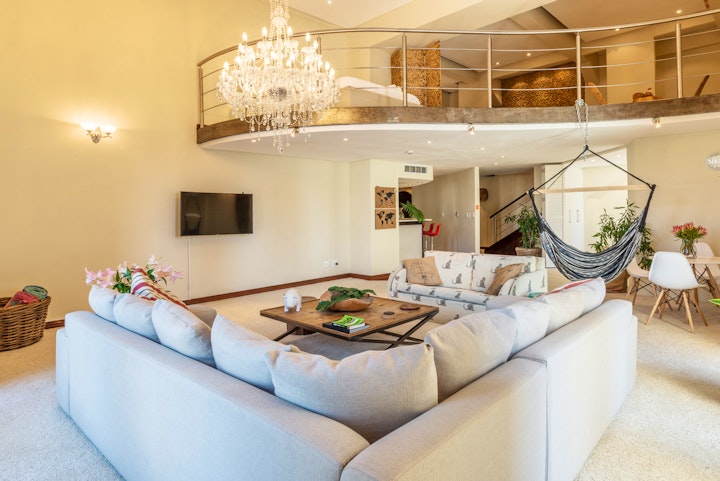 Cape Town Accommodation at Uber Luxurious NYC-Style Penthouse | Viya
