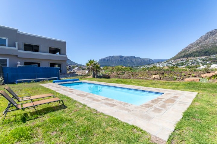 Cape Town Accommodation at Beachclub 17 Whale Apartment | Viya