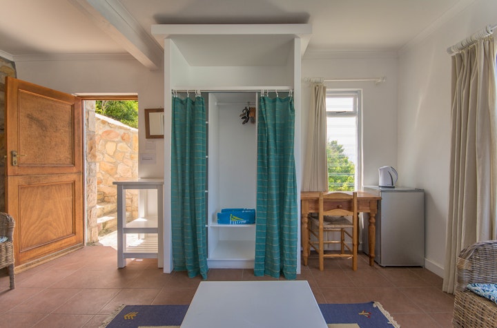 Western Cape Accommodation at Modern Beach Apartment | Viya