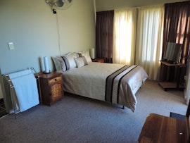 St Francis Accommodation at Pearl Oyster Guesthouse | Viya