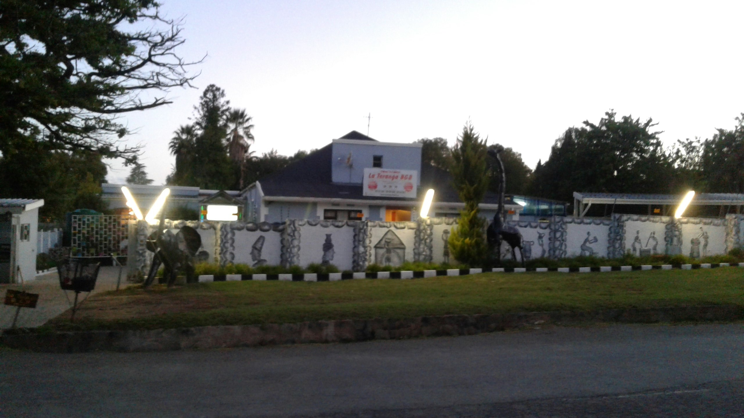 Accommodation near Madzikane KaZulu Hospital | LekkeSlaap
