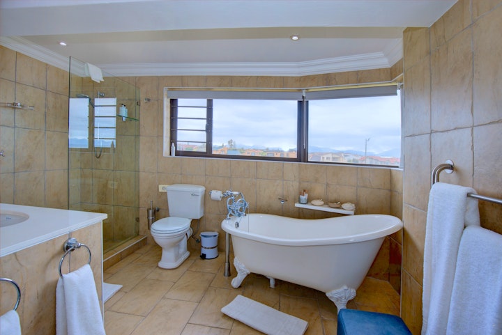Garden Route Accommodation at African Oceans Manor on the Beach | Viya