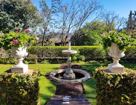 Cape Winelands Accommodation at Little Sanctuary | Viya