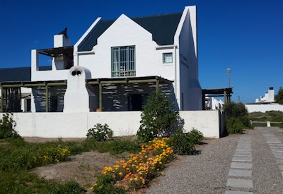  at Potters Rest Paternoster | TravelGround
