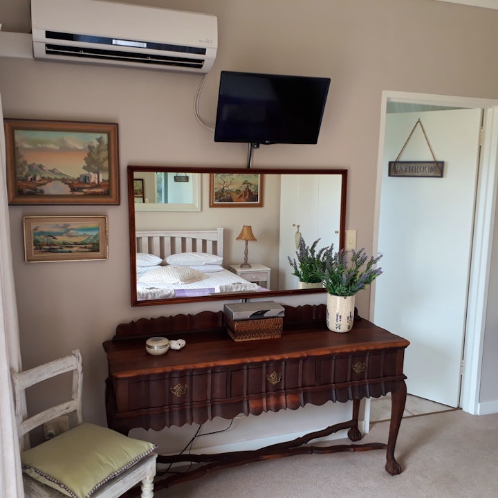 Northern Suburbs Accommodation at 5 on Penny Self-catering, Durbanville | Viya