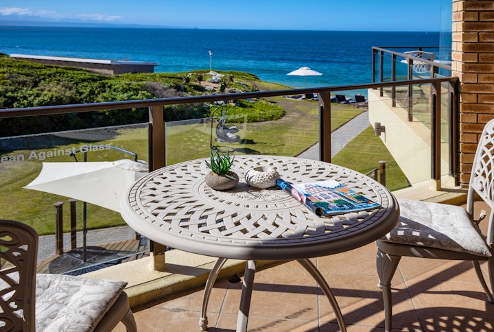 Western Cape Accommodation at African Oceans Manor on the Beach | Viya