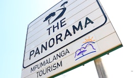 Panorama Route Accommodation at Floreat Riverside Lodge | Viya