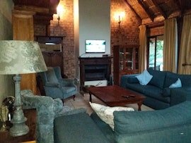 Mpumalanga Accommodation at Crocriver Chalet | Viya