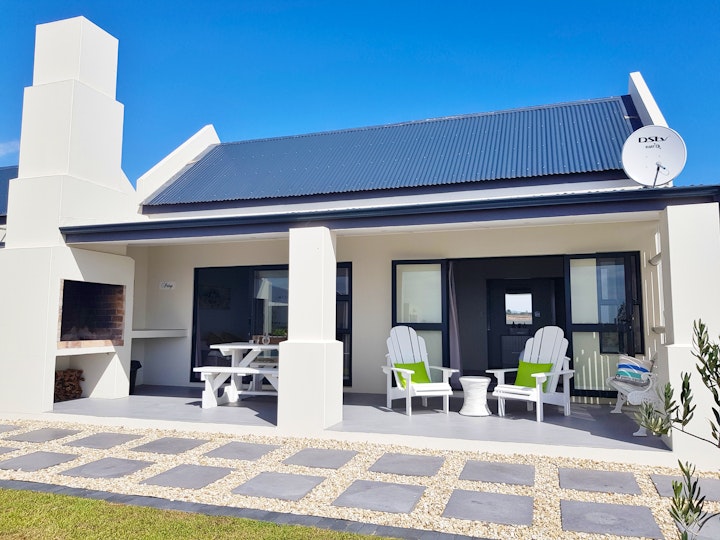 Western Cape Accommodation at Three Feathers Cottages | Viya