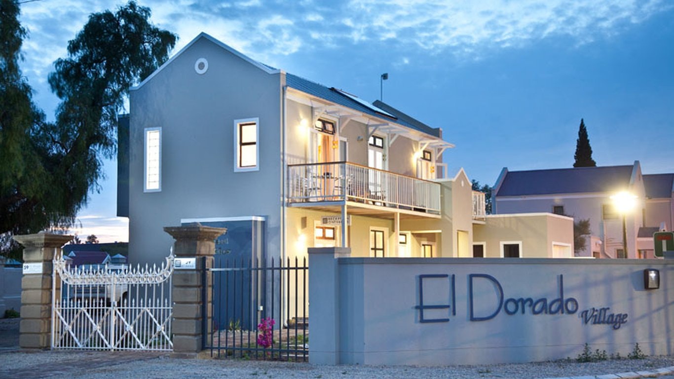 Oudtshoorn Akkommodasie LekkeSlaap